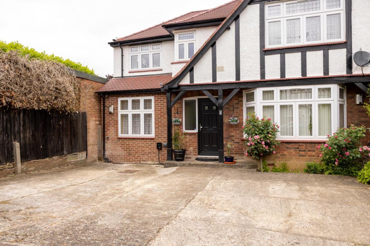 London Vegetarian Smoke & Pet Free En-Suite With Ev Parking Edgware Exterior foto