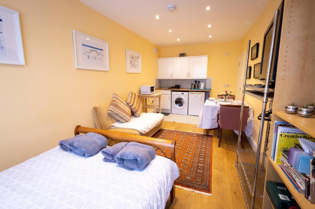London Vegetarian Smoke & Pet Free En-Suite With Ev Parking Edgware Exterior foto